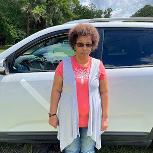 Meet your Posher, Arlene